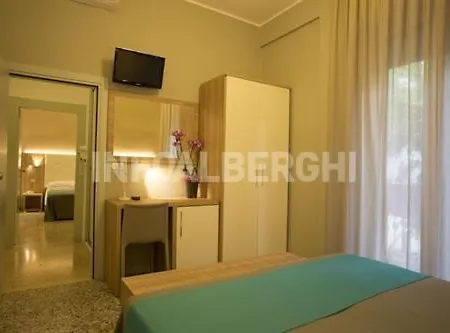Romantico 3* Gabicce Mare